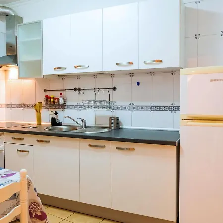 Live Puertito Almirante 公寓